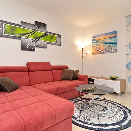 Apartments Mala Vala 925 - Adapted Fažana Eksteriør bilde