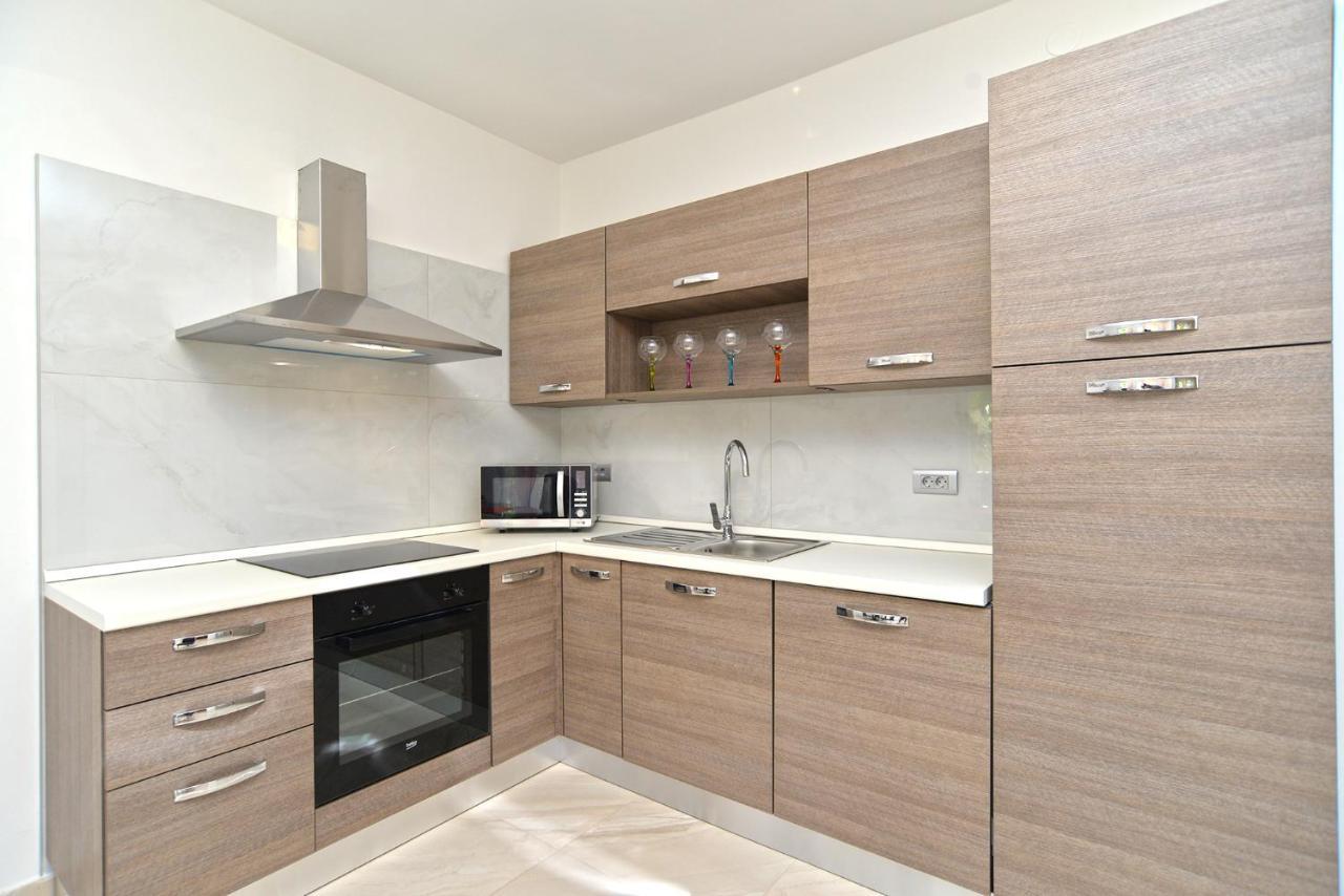 Apartments Mala Vala 925 - Adapted Fažana Eksteriør bilde