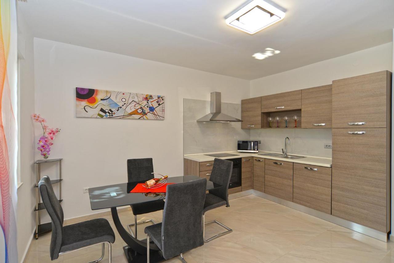 Apartments Mala Vala 925 - Adapted Fažana Eksteriør bilde